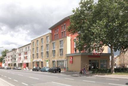 254 m² Praxis-Gewerbefläche in Worms - flexible Raumgestaltung möglich