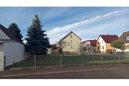 Gut bebaubares Grundstück in beliebter Ortslage zwischen Erfurt, Gotha und Arnstadt: Nesse-Apfelstädt-Gemeinde