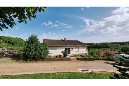 Freistehendes Haus in wunderschöner Lage (Merzig-Silwingen)