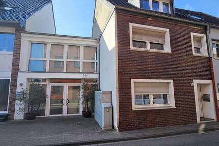 Haus zum Kaufen in Krefeld 285.000,00 € 129 m²