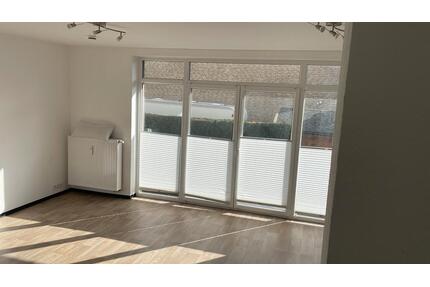 1 Zimmer Wohnung mit EBK und schöner Terasse - Bremen Hemelingen