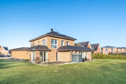 Haus zum Kaufen in Harsefeld 989.000,00 € 223 m²