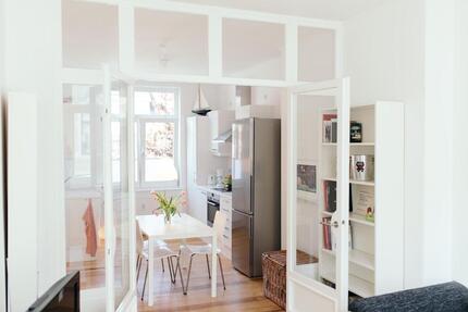 Helle 2-Zimmer-Wohnung im 1.OG mit Balkon in Bremen