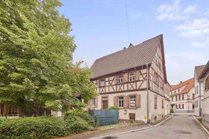 Haus zum Kaufen in Weinheim Hohensachsen 165.000,00 € 135 m² - Weinheim / Hohensachsen