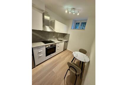 Möblierte und sanierte 2 Zimmer Wohnung mit EBK im Westend - Frankfurt am Main Bockenheim