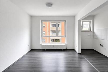 Helle 2,5-Zimmer-Wohnung mit großzügigem Schnitt – sofort bezugsfrei - Duisburg Hochheide