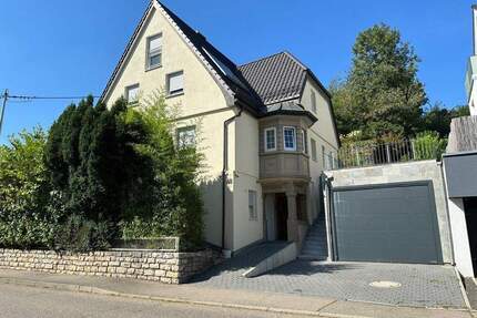 Einfamilienhaus- Kernsaniert 8 Zimmer - Waiblingen / Beinstein