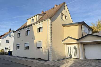 Haus zum Kaufen in Lauda-Königshofen 450.000,00 € 245 m²