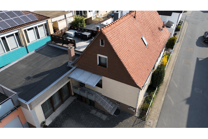 Haus zum Kaufen in Königsbach-Stein 298.000,00 € 157 m²