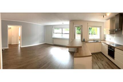 Modernes Wohnen mit eigenem Gartenparadies (186 m²) VON PRIVAT - Hetlingen