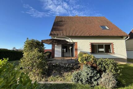 Einfamilienhaus zur Miete - 1.600,00&nbsp;EUR Kaltmiete, ca.&nbsp; 135,00&nbsp;m&sup2; in Schönenberg-Kübelberg (PLZ: 66901)