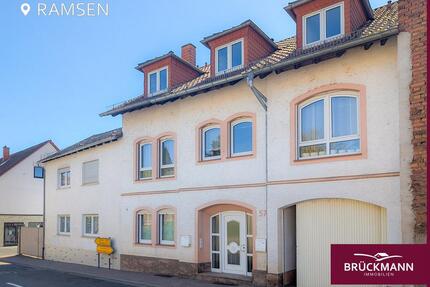 Traumhafter Garten (mit Exklusivnutzung), zwei Südbalkone, viel Ruhe – und du mittendrin! - Ramsen