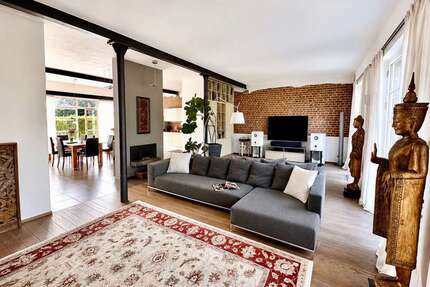Haus zum Kaufen in Pulheim 1.450.000,00 € 338 m²