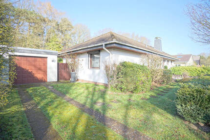 Volksbank Immobilien: Ihr Zuhause auf einer Ebene - Bungalow in Waldrandlage! - Schiffdorf Sellstedt