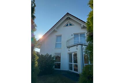 Modernes Einfamilienhaus mit großzügigem und teilbaren Grundstück - Lengede