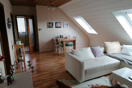 Helle, schöne Dachgeschosswohnung in Bous zu vermieten