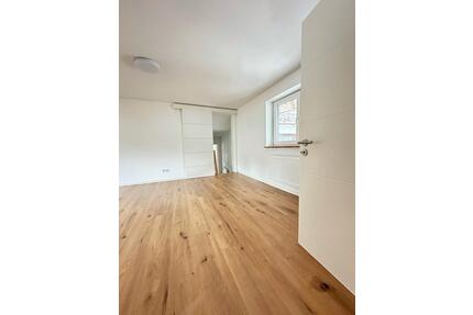 Kernsanierte 4-Zimmer-Wohnung - 750,00&nbsp;EUR Kaltmiete, ca.&nbsp; 88,00&nbsp;m&sup2; in Herborn (PLZ: 35745)