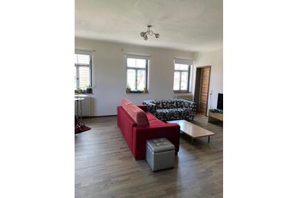 Historisches Schulhaus-Mehrfamilien Haus mit toller Terasse - Seewald