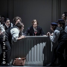 Hoffmanns Erzählungen - Les contes d'Hoffmann | Theater Lübeck