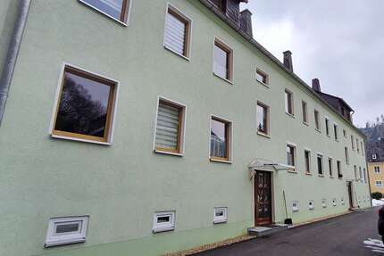 Wohnung zum Kaufen in Leutenberg 48.000,00 € 60.98 m²