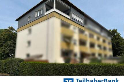 Schicke 3-Zimmer-Wohnung mit zwei überdachten KFZ-Stellplätzen - Fürth Hardhöhe