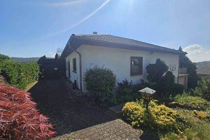 gepflegter Bungalow Garage in Top-Lage von Blieskastel-Lautzkirchen - Blieskastel / Lautzkirchen