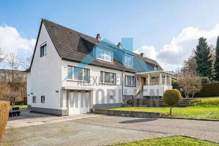 Haus zum Kaufen in Kassel Bettenhausen 349.900,00 € 212.31 m² - Kassel / Bettenhausen