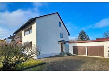 Ein Haus, viele Möglichkeiten Virtueller Rundgang im Web-Exposè ! - Bayreuth Laineck