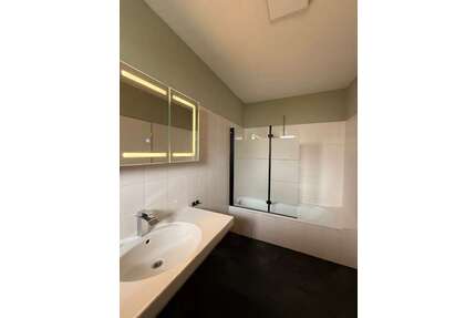 Haus zum Mieten in Speicher 964,00 € 123 m²