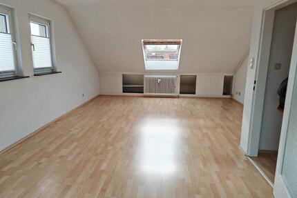 2,5 ZW WOHNUNG WANNEBAD EBK KÖNIGLACHSTR 11-13 NÄHE UNIklinik ROSSMANN EIFLER - Frankfurt am Main Niederrad