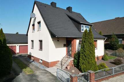 Haus zum Kaufen in Grafhorst 175.000,00 € 136 m²