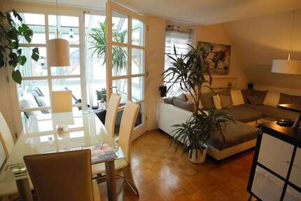 Wohnung zum Mieten in Stuttgart 1.170,00 € 91.5 m²