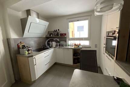 Haus zum Kaufen in Alfeld 200.000,00 € 157 m²