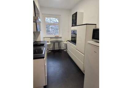 Teilmöblierte Wohnung mit Einbauküche + Balkon - Berlin Johannisthal