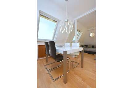 Wohnung zum Kaufen in Stuttgart 275.000,00 € 65 m²