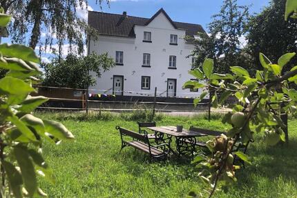 75qm Altbau WHG WG geeignet - teilmöbliert im Kölner Norden