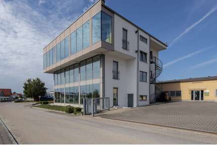 Büro in Nassenfels 7.850,00 € 560 m²