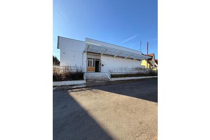 Gewerbelager - Halle & Produktion 800 m² in VoigtstedtArtern – teilbar, Laderampe, 4 Carports, Starkstrom