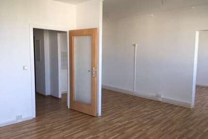 Wohnung zum Mieten in Gera 330,00 € 51.36 m²