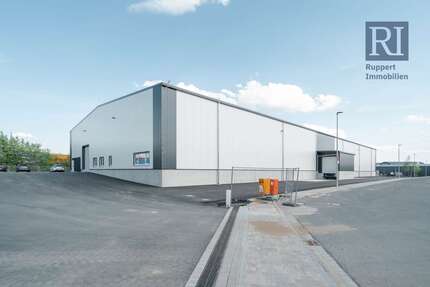 Halle in Marktsteft 12.800,00 € 2718 m²