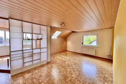 Ühlingen-Birkendorf - 3 Zimmerwohnung im DG mit Loggia in ruhiger Wohnlage