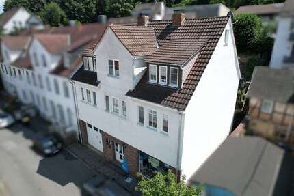 Haus zum Kaufen in Bad Karlshafen 169.000,00 € 200 m²