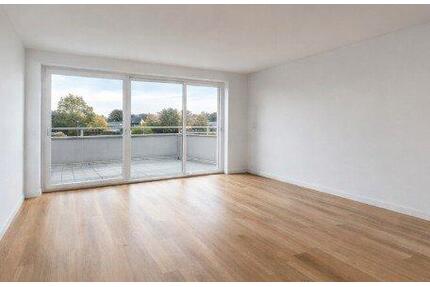 Frisch renoviert! Helle 80 m² Wohnung mit Balkon & TG-Stellplatz - Bad Homburg vor der Höhe Gonzenheim
