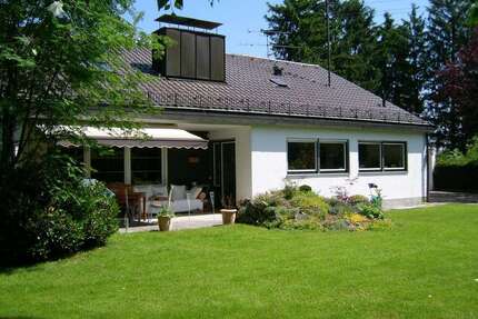 Haus zum Mieten in Dachau 2.290,00 € 235 m²