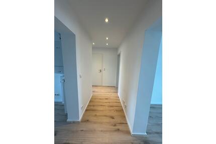 Kernsanierte 3-Zimmer-Wohnung Köln Niehl