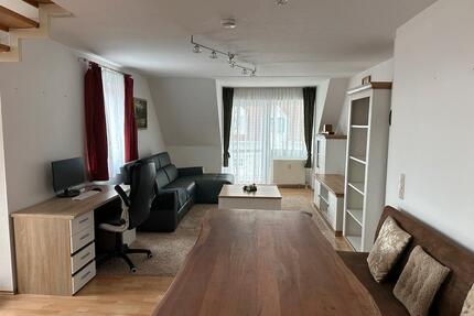 Teilmöblierte 4,5 Zimmer Etagenwohnung + Balkon und 2 Stellplätze - Neustadt an der Donau