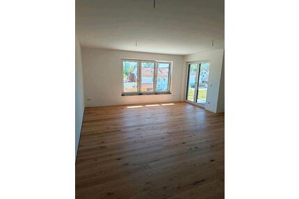 Erstbezug: Wunderschöne, helle 3,5 Zimmer - Wohnung (85,11 qm) - Gangkofen