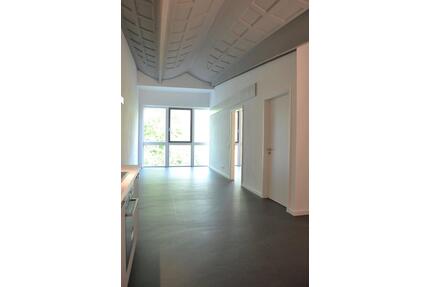 2 Raum Wohnung in der ehemaligen Volksschwimmhalle - Schwerin Neumühle