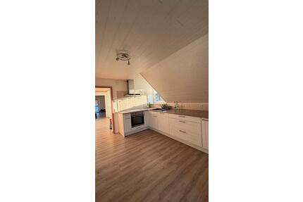 3 Zimmer Wohnung 2 Balkone - 1.200,00&nbsp;EUR Kaltmiete, ca.&nbsp; 80,00&nbsp;m&sup2; in Schliengen (PLZ: 79418)