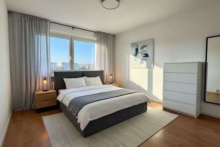 Wohnung zum Mieten in Plauen 282,00 € 56.3 m²
